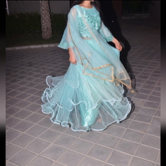 Crop top - Picture 4 of 12